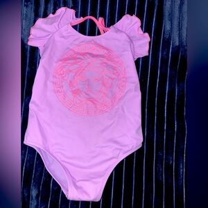 Toddler girl Versace Swim

Size 2T